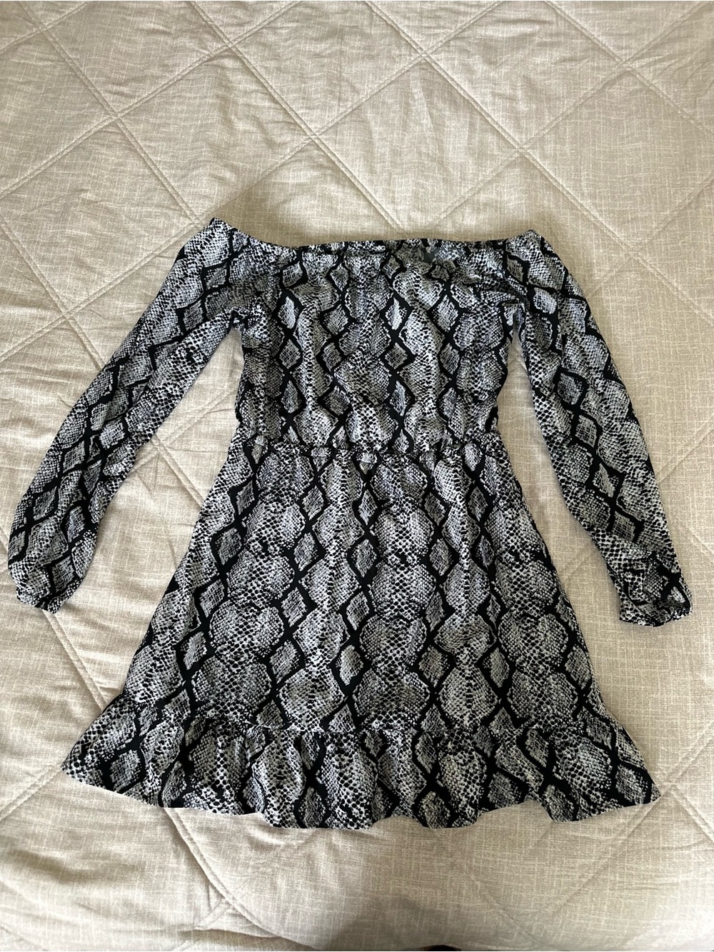 Off-Shoulder Black and White Snake Print Dress